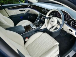 
Bentley Flying Spur 6.0 W12 Mulliner full									