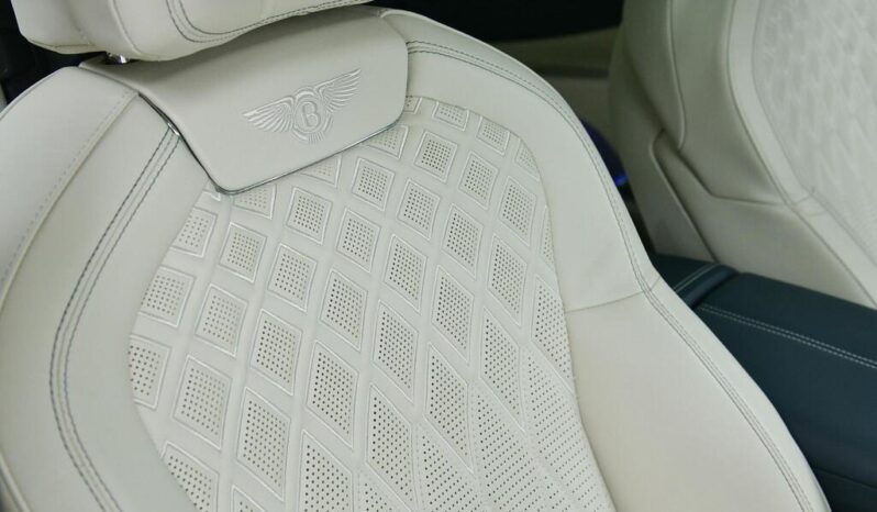 
Bentley Flying Spur 6.0 W12 Mulliner full									