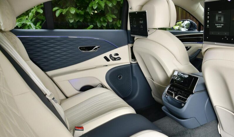 
Bentley Flying Spur 6.0 W12 Mulliner full									