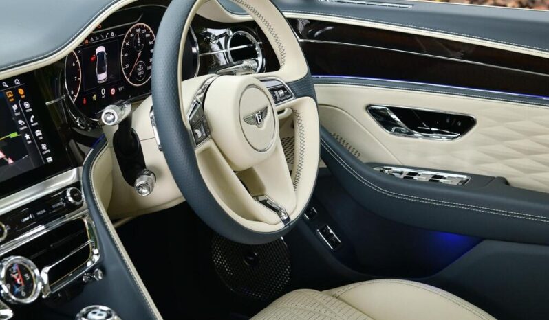 
Bentley Flying Spur 6.0 W12 Mulliner full									