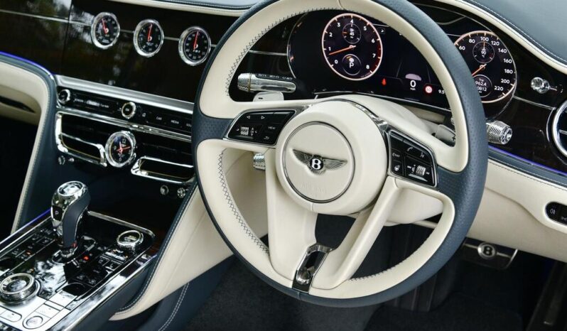 
Bentley Flying Spur 6.0 W12 Mulliner full									