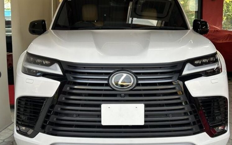 
LEXUS LX600 Off-Road full									