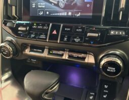 
LEXUS LX600 Off-Road full									