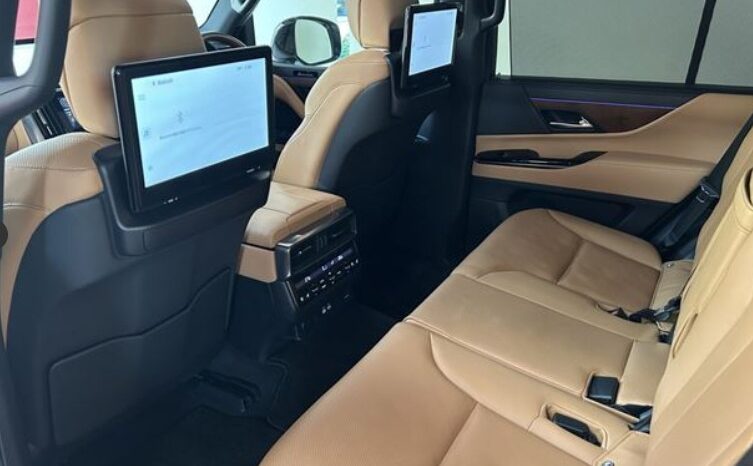 
LEXUS LX600 Off-Road full									