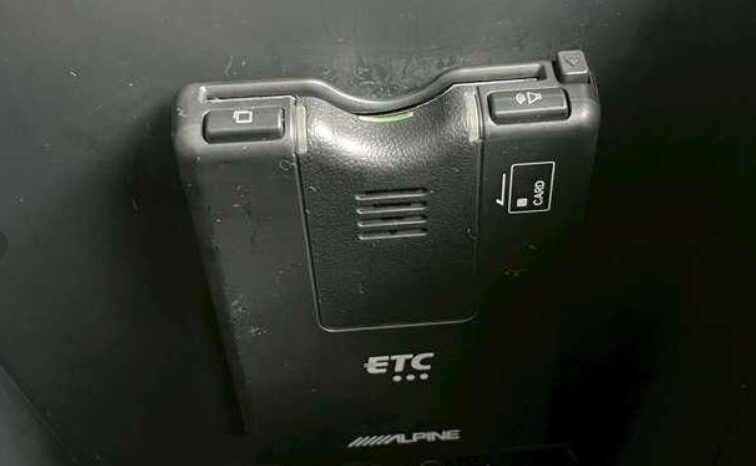 
Hilux 2.4 Z Black Rally Eddition full									