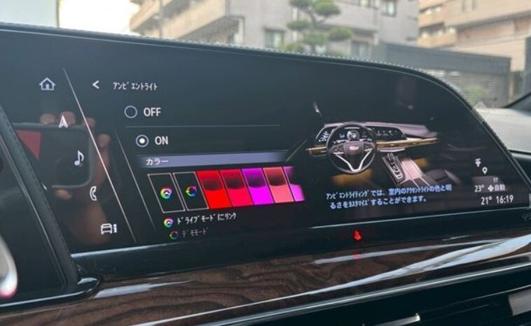 
CADILLAC ESCALADE full									