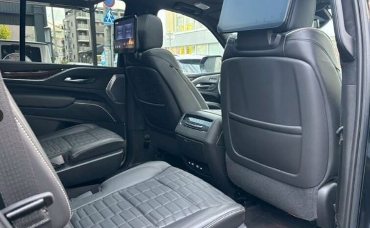 
CADILLAC ESCALADE full									