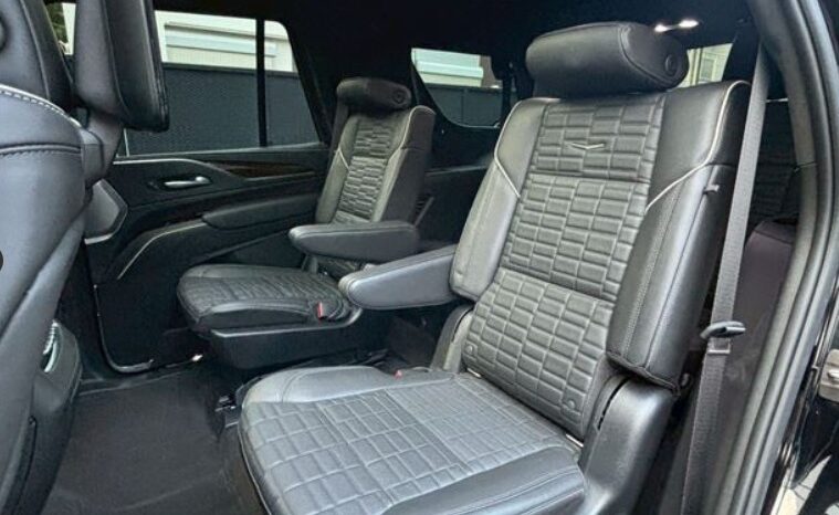 
CADILLAC ESCALADE full									