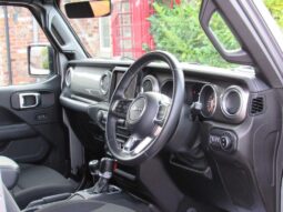 
Jeep Wrangler 2.0 GME Sahara full									