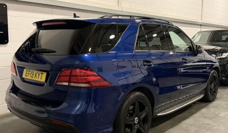 
Mercedes-Benz GLE 3.0 GLE43 V6 AMG Night Edition full									