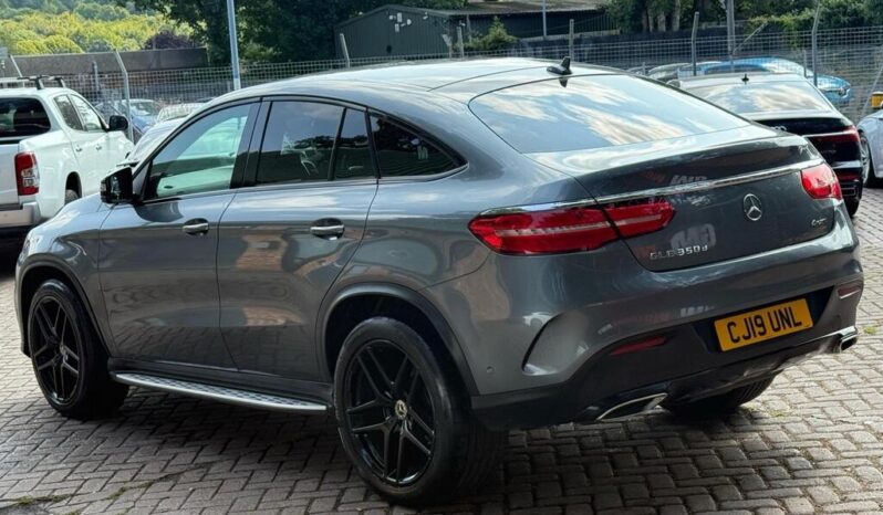 
Mercedes-Benz GLE 3.0 GLE350d V6 AMG Night Edition Coupe full									