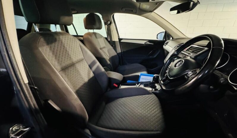 
Volkswagen Tiguan 2.0 TDI Match DSG 4Motion full									