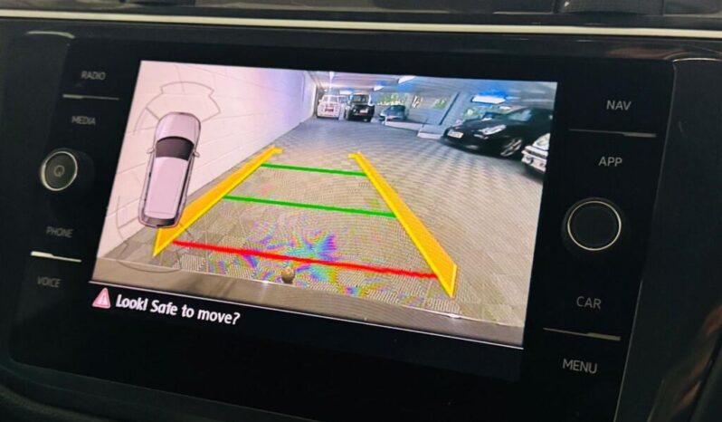 
Volkswagen Tiguan 2.0 TDI Match DSG 4Motion full									