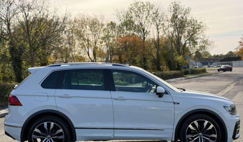 
Volkswagen Tiguan 2.0 TDI R-Line full									