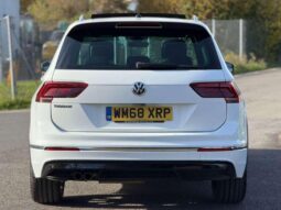 
Volkswagen Tiguan 2.0 TDI R-Line full									