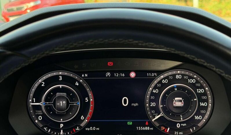 
Volkswagen Tiguan 2.0 TDI R-Line full									