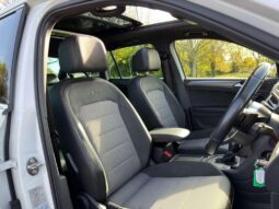 
Volkswagen Tiguan 2.0 TDI R-Line full									