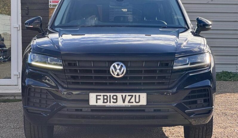 
Volkswagen Touareg 3.0 TDI V6 SEL Tiptronic 4Motion full									