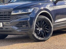 
Volkswagen Touareg 3.0 TDI V6 SEL Tiptronic 4Motion full									