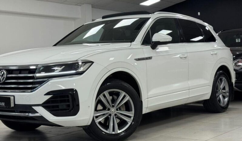 
Volkswagen Touareg 3.0 TDI V6 R-Line Tiptronic 4Motion full									