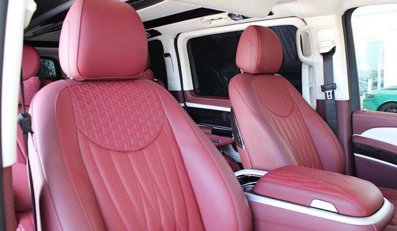 
Mercedes-Benz V-Class  2021 2.0 V300d Sport G-Tronic full									