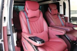 
Mercedes-Benz V-Class  2021 2.0 V300d Sport G-Tronic full									