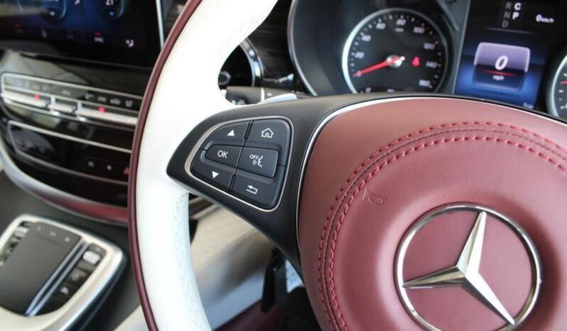 
Mercedes-Benz V-Class  2021 2.0 V300d Sport G-Tronic full									