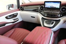 
Mercedes-Benz V-Class  2021 2.0 V300d Sport G-Tronic full									