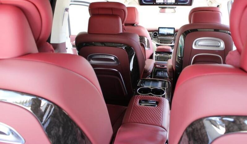 
Mercedes-Benz V-Class  2021 2.0 V300d Sport G-Tronic full									