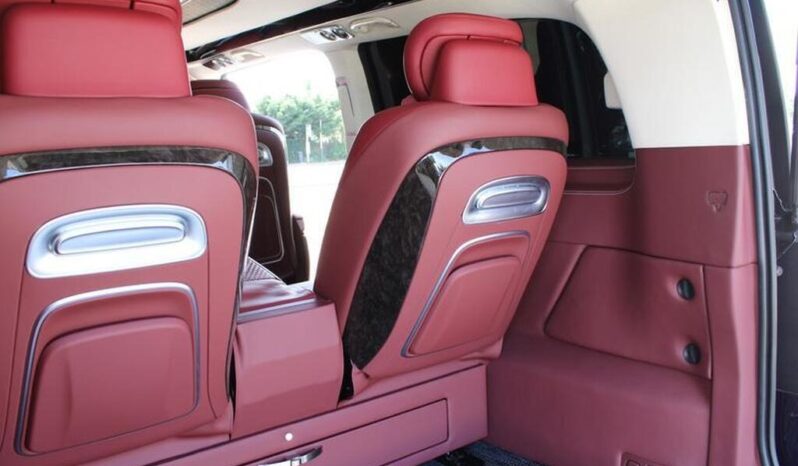 
Mercedes-Benz V-Class  2021 2.0 V300d Sport G-Tronic full									