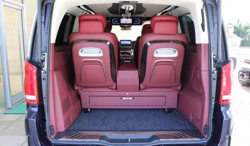 
Mercedes-Benz V-Class  2021 2.0 V300d Sport G-Tronic full									