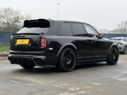 
Rolls-Royce Cullinan 2020 6.75 V12 Black Badge full									