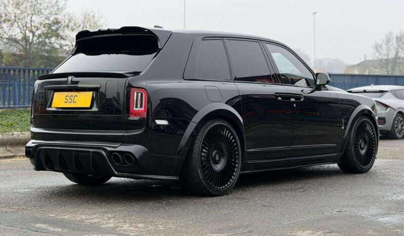 
Rolls-Royce Cullinan 2020 6.75 V12 Black Badge full									