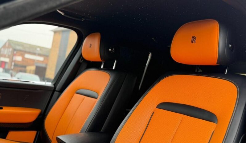 
Rolls-Royce Cullinan 2020 6.75 V12 Black Badge full									