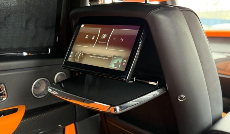 
Rolls-Royce Cullinan 2020 6.75 V12 Black Badge full									