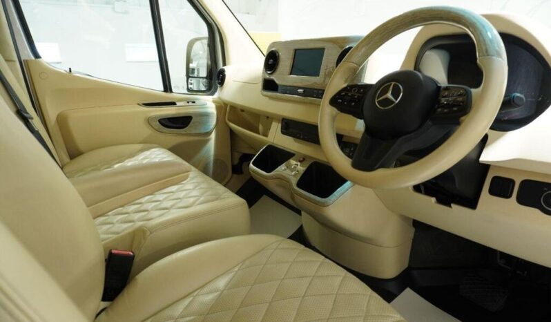 
Mercedes-Benz Sprinter 315 CDI Progressive Panel Van (LUXURY MAYBACH–RASHFORD 10 EDITION) full									