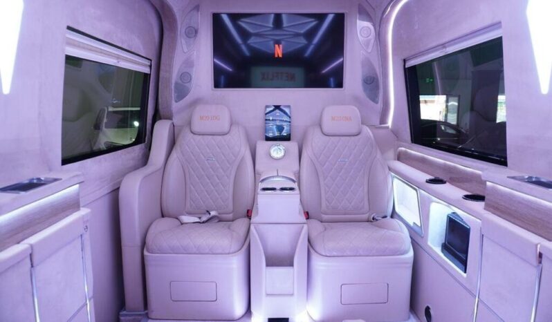 
Mercedes-Benz Sprinter 315 CDI Progressive Panel Van (LUXURY MAYBACH–RASHFORD 10 EDITION) full									