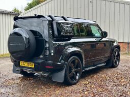 
Land Rover Defender 2022 110 P525 V8 full									