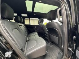 
Land Rover Defender 2022 110 P525 V8 full									