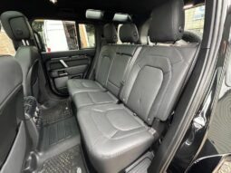 
Land Rover Defender 2022 110 P525 V8 full									