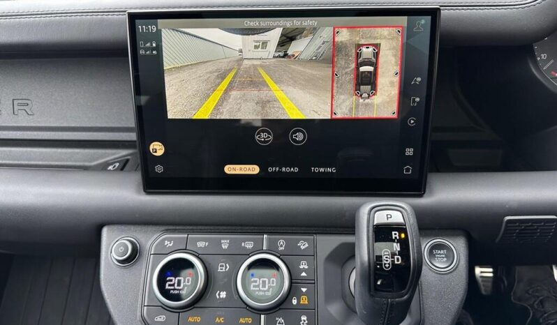 
Land Rover Defender 2022 110 P525 V8 full									