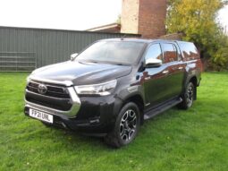Toyota Hilux 2.8 D-4D Invincible