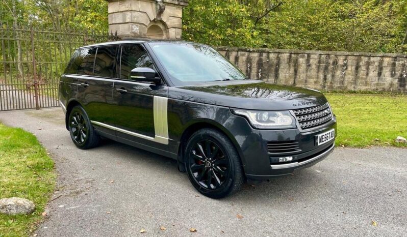 
Land Rover Range Rover 3.0 TD V6 Vogue full									