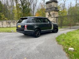 
Land Rover Range Rover 3.0 TD V6 Vogue full									