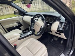 
Land Rover Range Rover 3.0 TD V6 Vogue full									