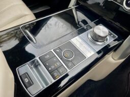 
Land Rover Range Rover 3.0 TD V6 Vogue full									