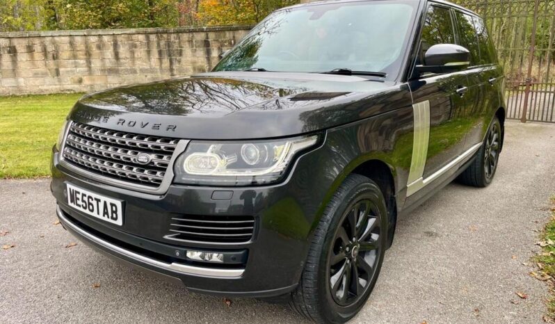 
Land Rover Range Rover 3.0 TD V6 Vogue full									