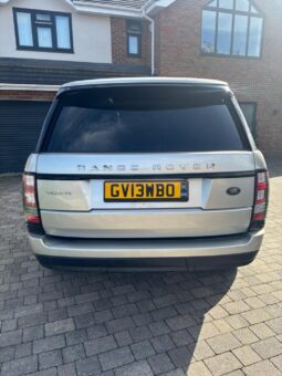 
Land Rover Range Rover 3.0 TD V6 Vogue Auto full									
