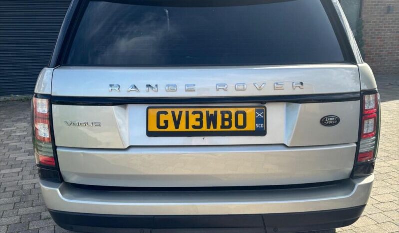 
Land Rover Range Rover 3.0 TD V6 Vogue Auto full									