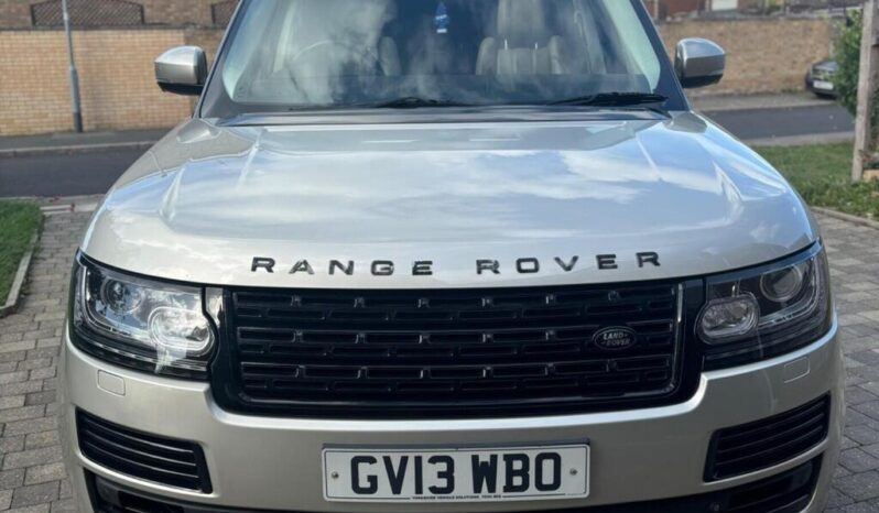 
Land Rover Range Rover 3.0 TD V6 Vogue Auto full									